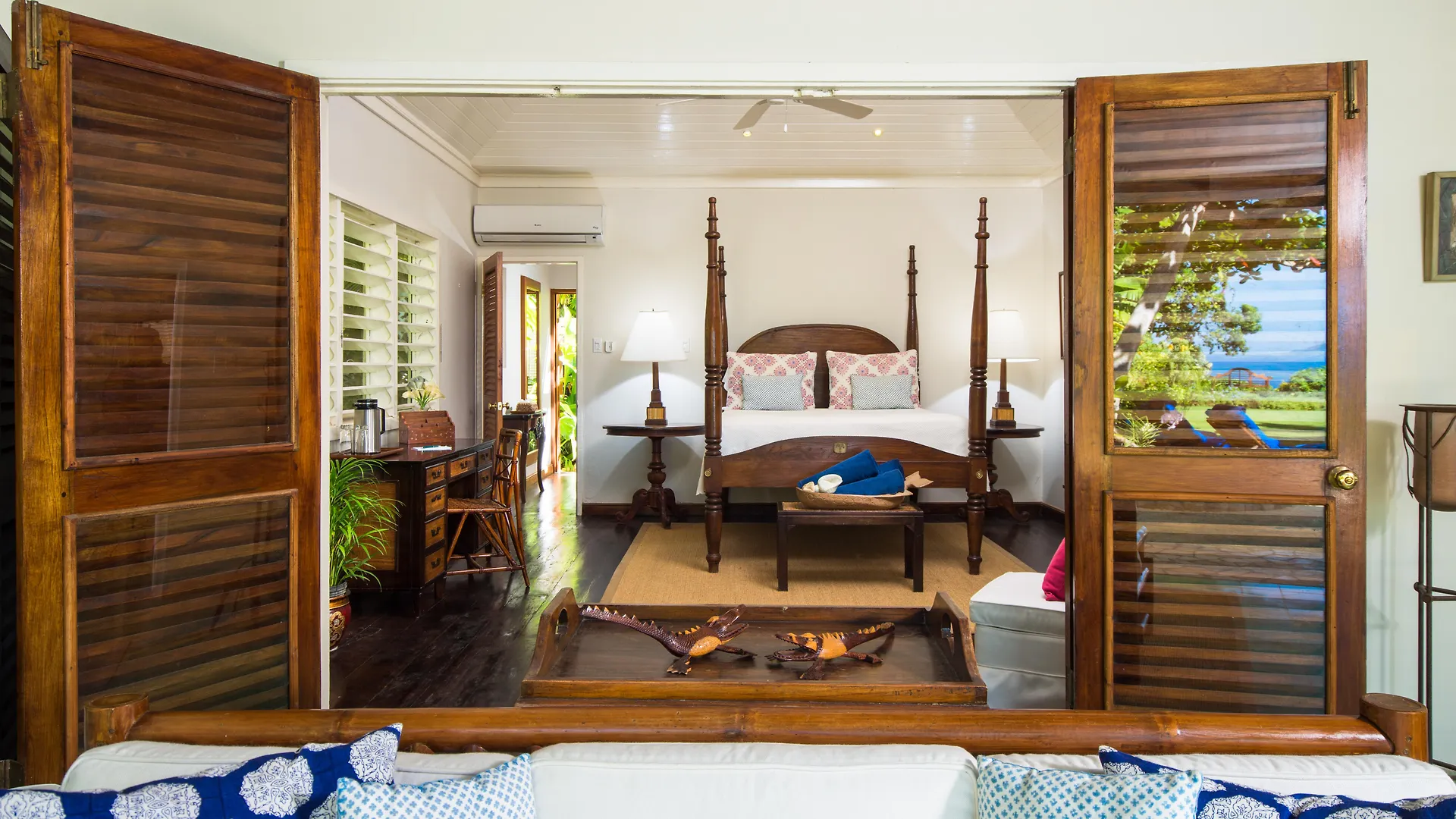Round Hill Hotel & Villas Бухта Монтего 5*,