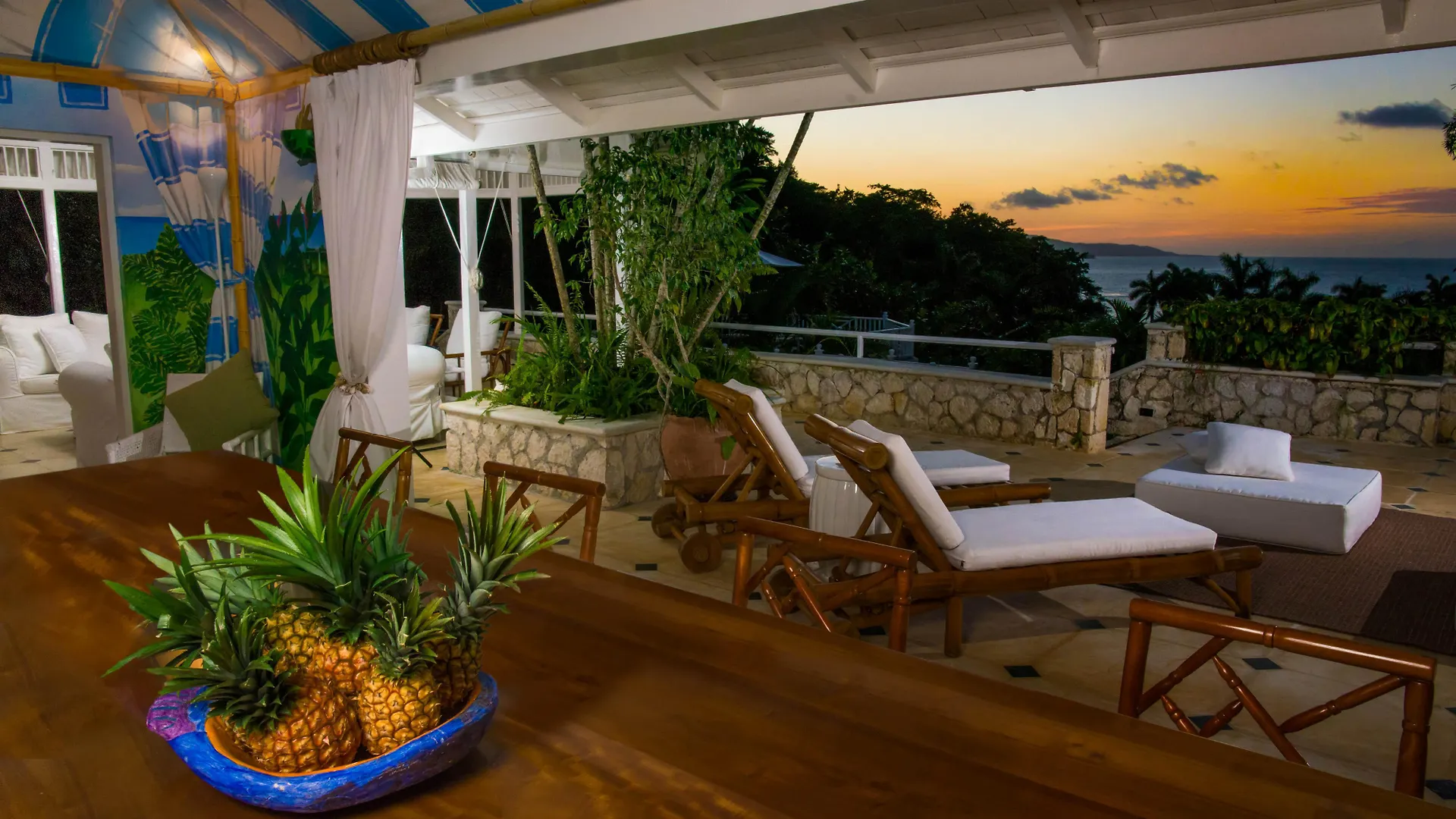 Round Hill Hotel & Villas Бухта Монтего Курортный комплекс